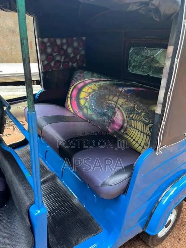 Bajaj 2 Stroke 1998 Three Wheel (Used)