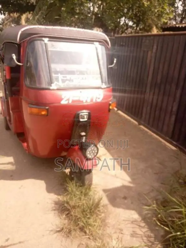 Bajaj RE 1996 Three Wheel (Used)