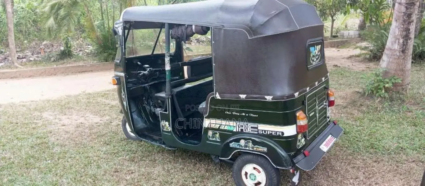 Bajaj 2 Stroke 1997 Three Wheel (Used)