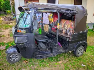 Bajaj RE 2015 Three Wheel (Used)