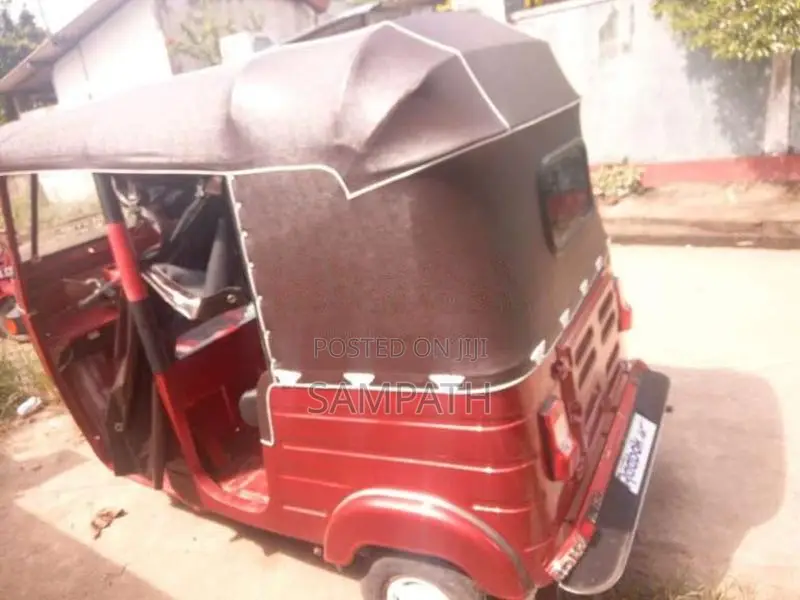 Bajaj RE 1996 Three Wheel (Used)