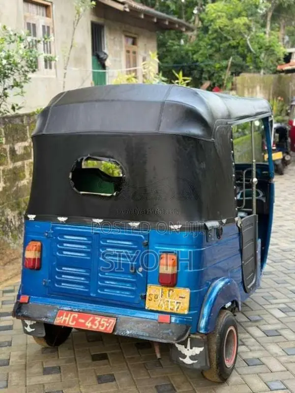 Bajaj 2 Stroke 2003 Three Wheel (Used)