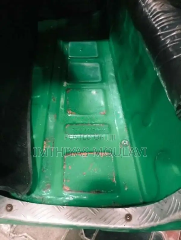 Bajaj 2 Stroke 2006 Three Wheel (Used)