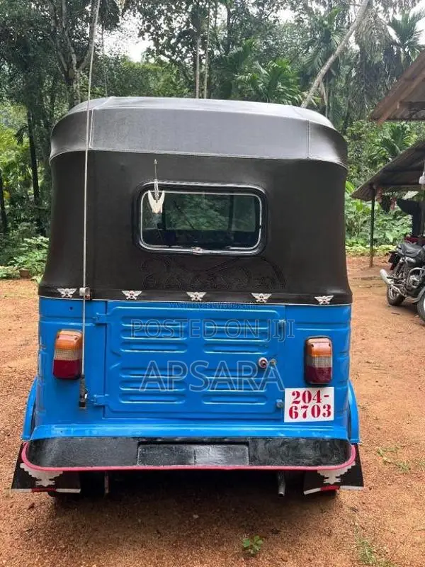 Bajaj 2 Stroke 1998 Three Wheel (Used)