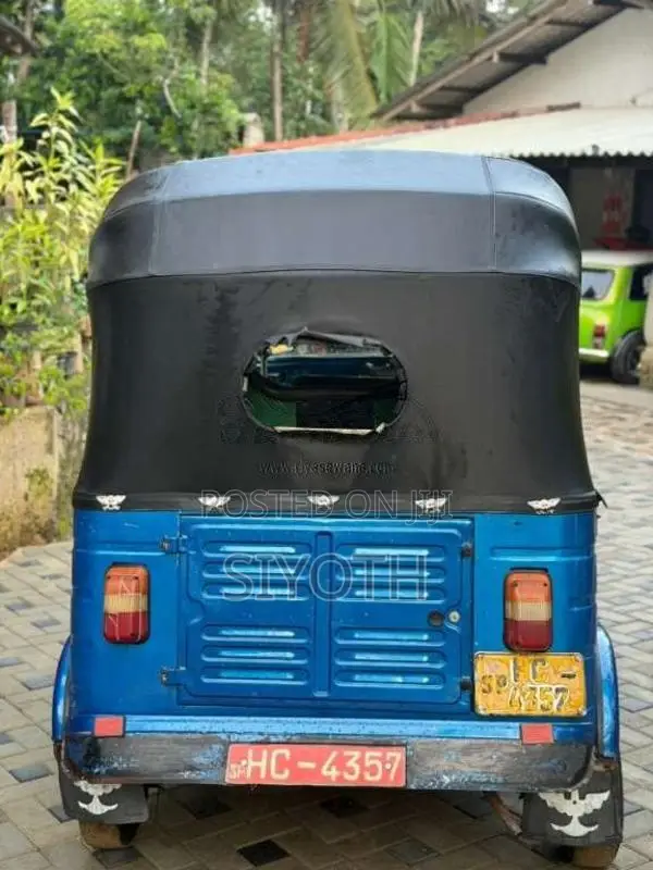 Bajaj 2 Stroke 2003 Three Wheel (Used)