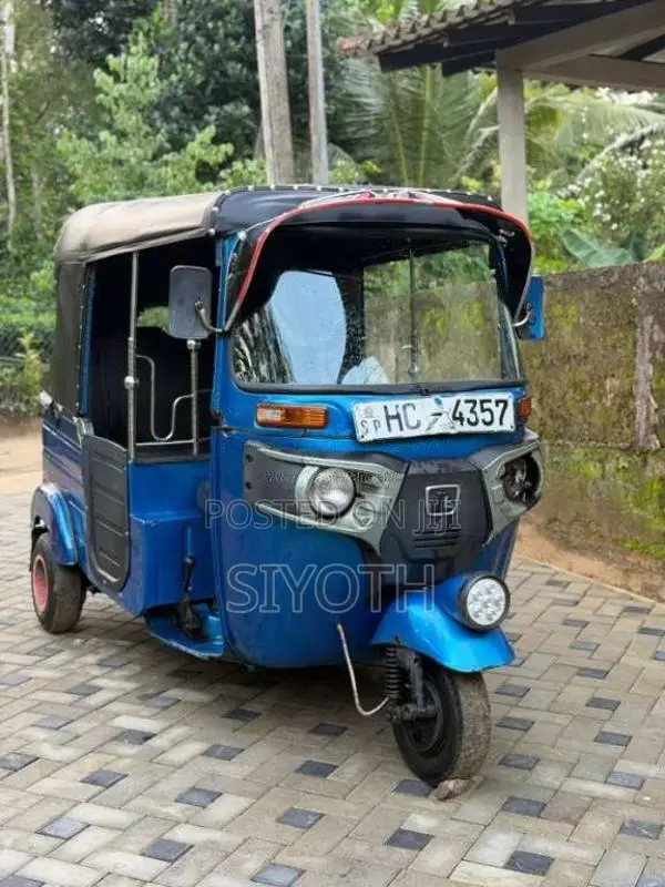 Bajaj 2 Stroke 2003 Three Wheel (Used)