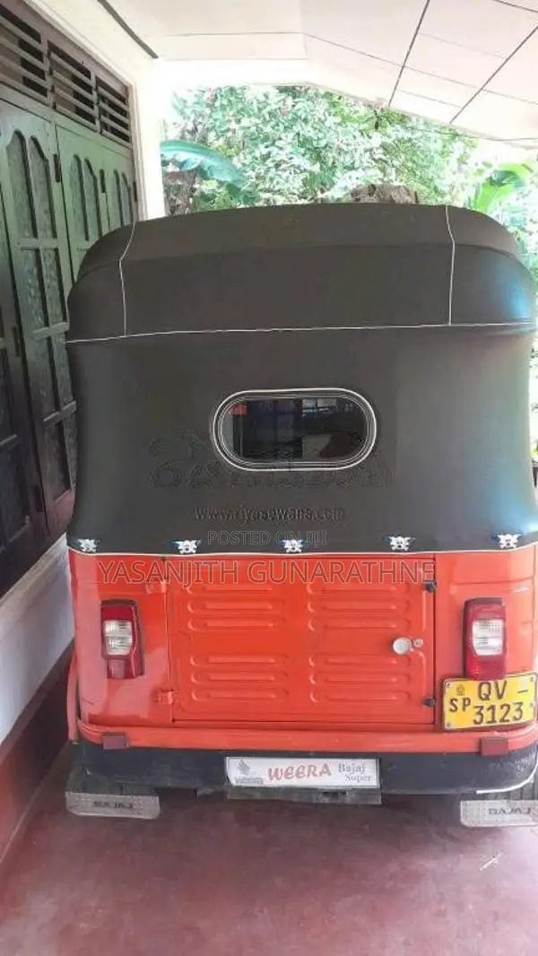 Bajaj 4 Stroke 2010 Three Wheel (Used)
