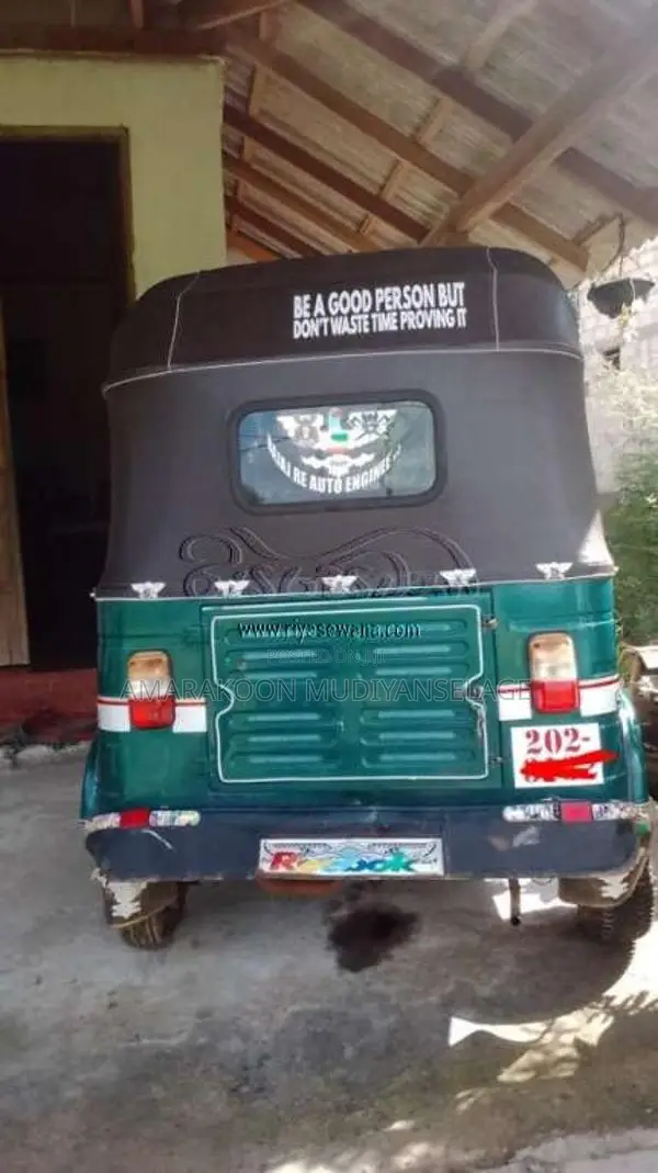 Bajaj 2 Stroke 1995 Three Wheel (Used)