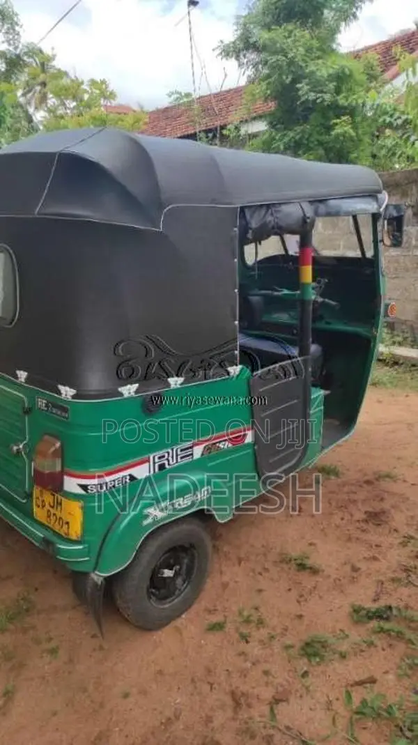 Bajaj RE 2 Stroke 2004 Three Wheel (Used)
