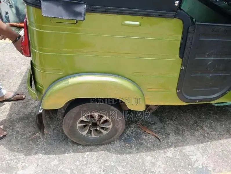 Bajaj 4 Stroke 2012 Three Wheel (Used)