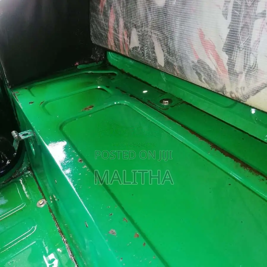 Bajaj RE 2 Stroke 2007 Three Wheel (Used)