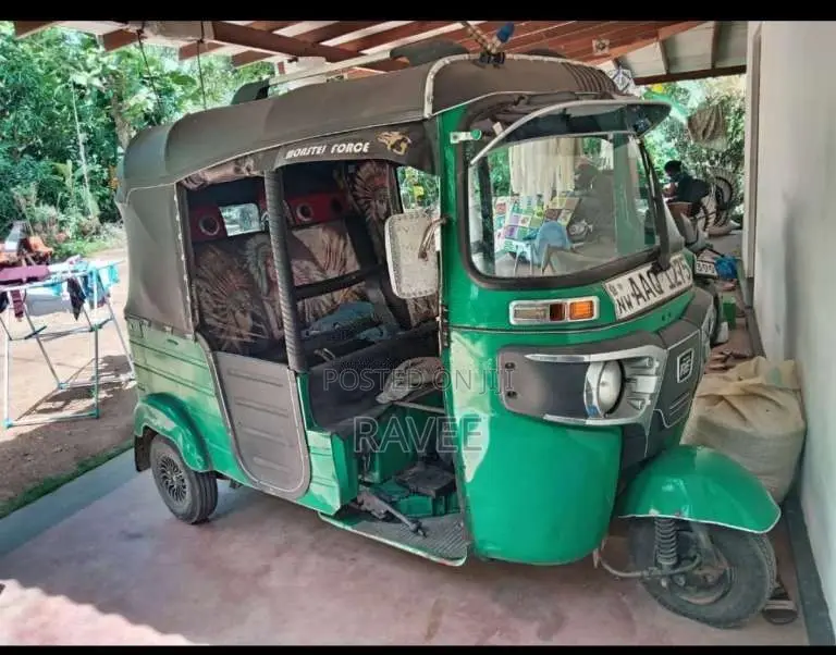 Bajaj RE 2014 Three Wheel (Used)