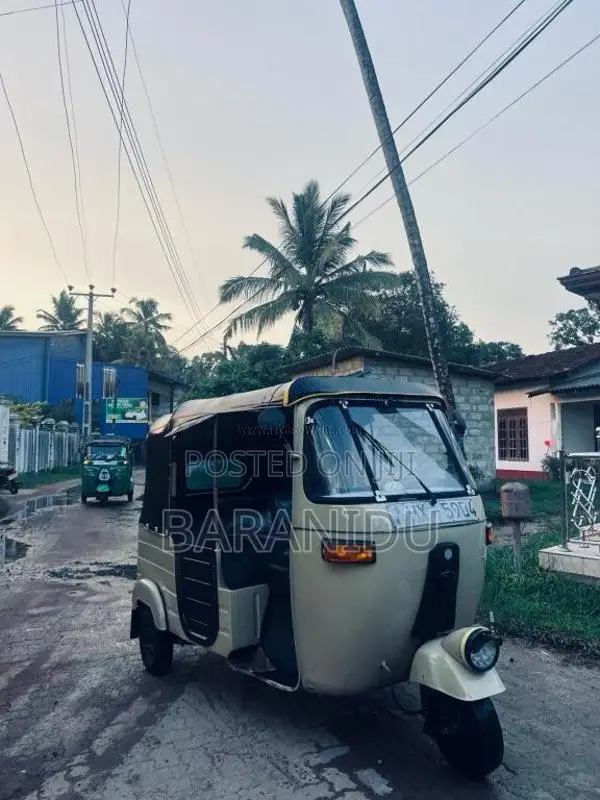 Bajaj 2 stroke 2004 Three Wheel (Used)