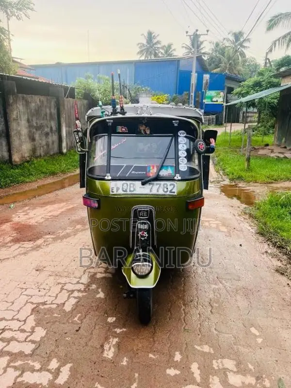 Bajaj 2 stroke 2005 Three Wheel (Used)