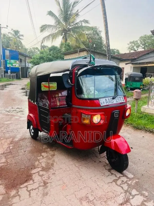 Bajaj RE 2013 Three Wheel (Used)