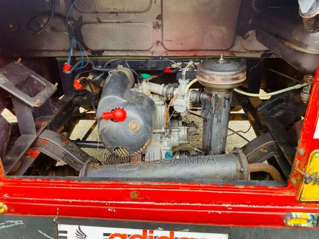 Bajaj RE 2 Stroke 2003 Three Wheel (Used)