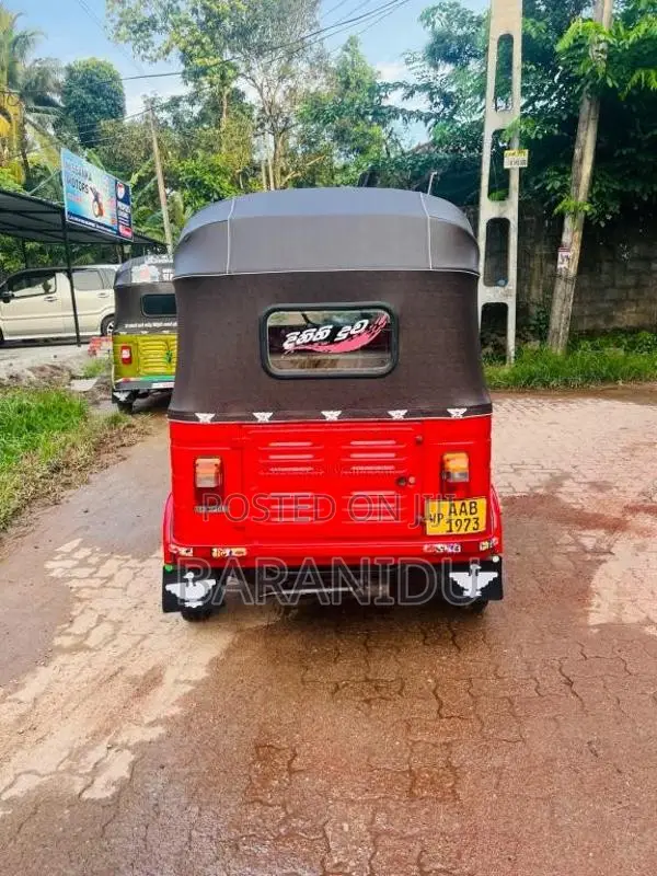 Bajaj RE 2013 Three Wheel (Used)