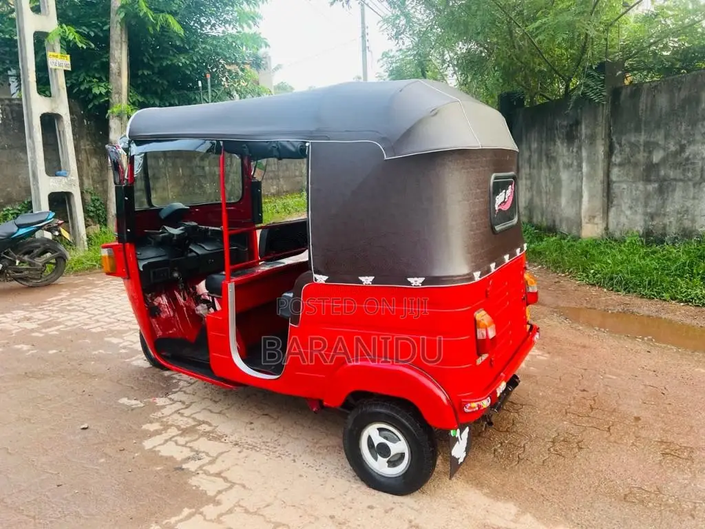 Bajaj RE 2013 Three Wheel (Used)