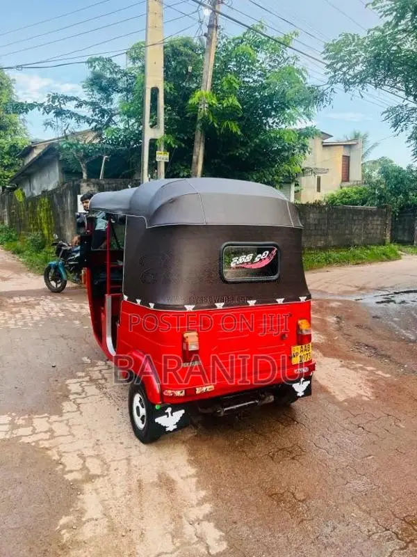 Bajaj RE 2013 Three Wheel (Used)
