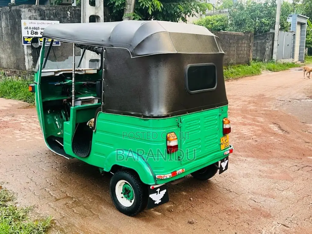 Bajaj 2 stroke 2005 Three Wheel (Used)