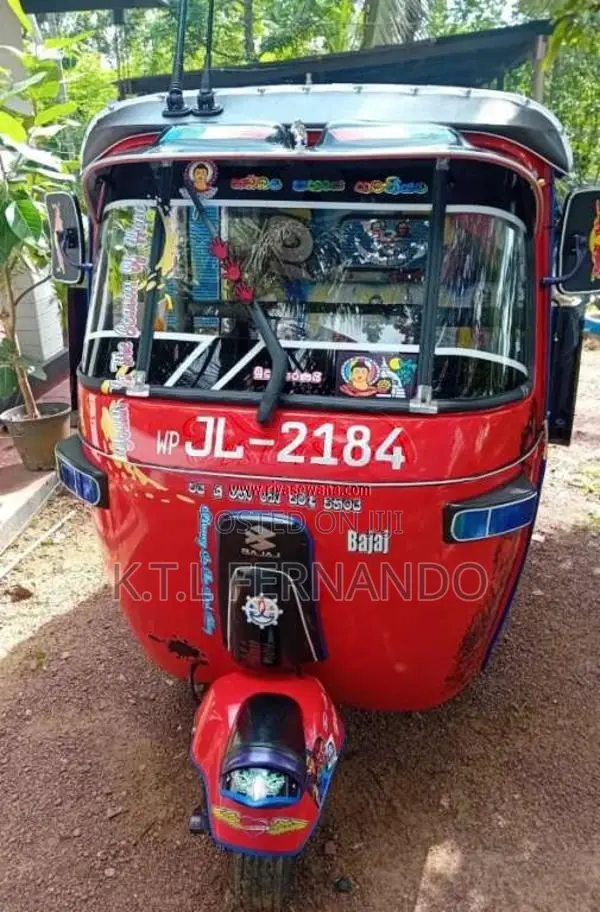 Bajaj 2 Stroke 2004 Three Wheel (Used)