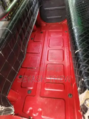 Bajaj RE 205 2014 Three Wheel (Used)