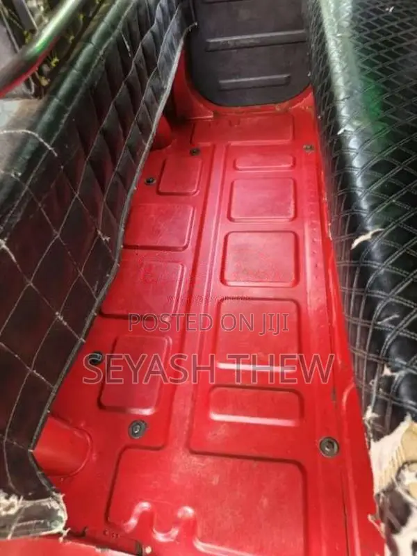 Bajaj RE 205 2014 Three Wheel (Used)