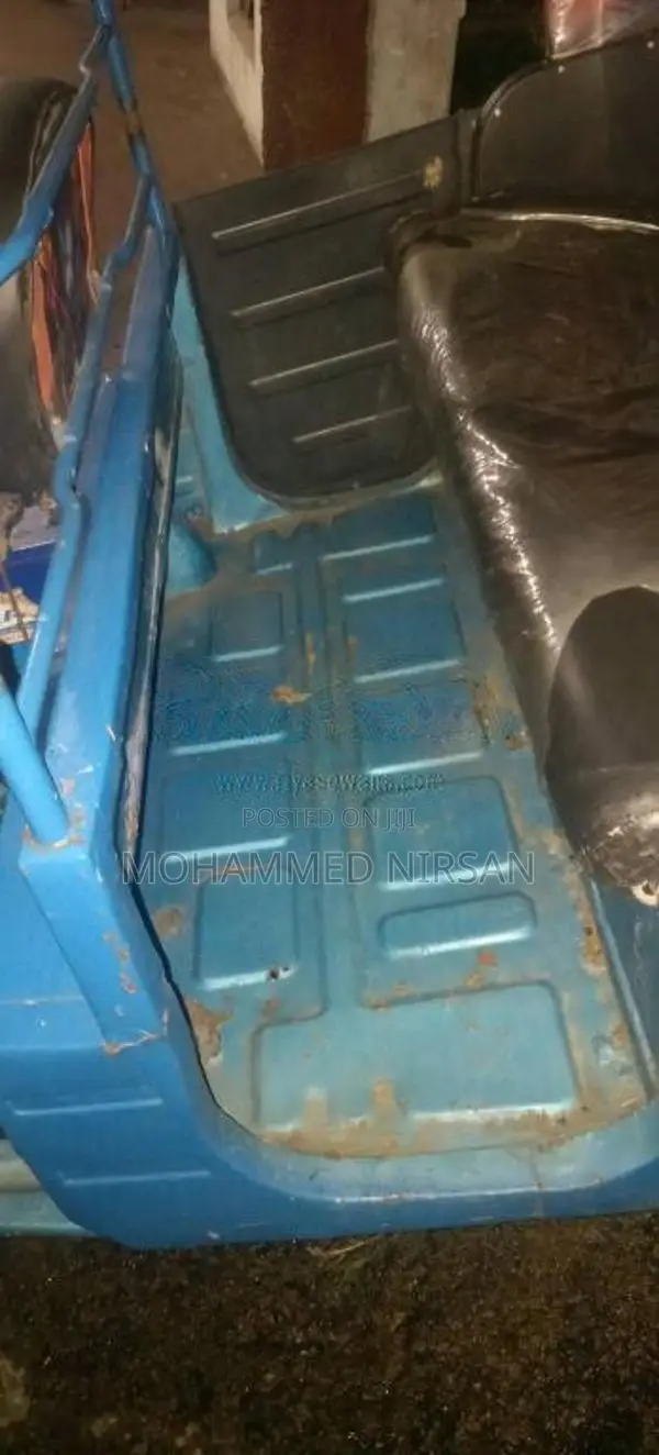 Bajaj RE 2010 Three Wheel (Used)