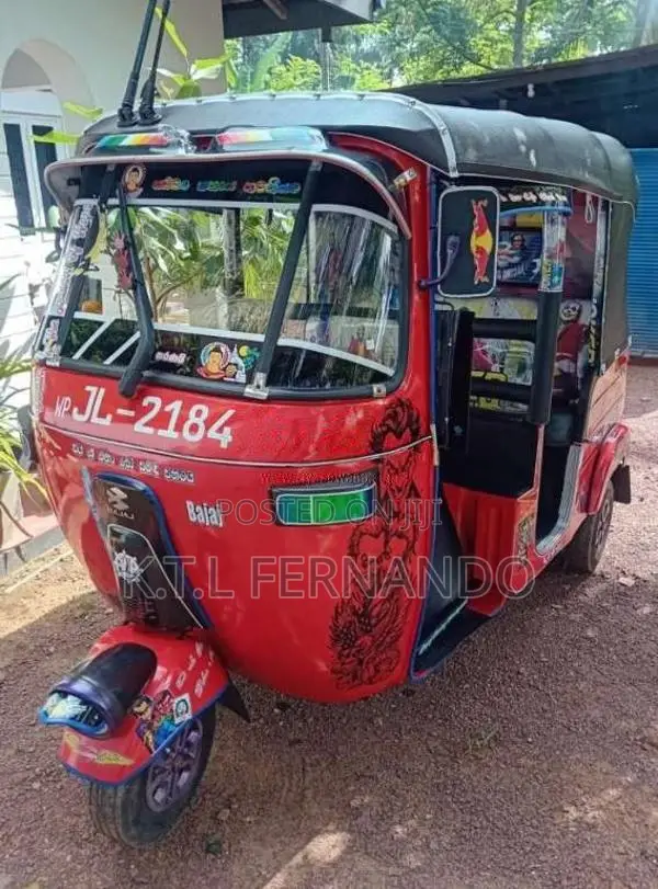 Bajaj 2 Stroke 2004 Three Wheel (Used)