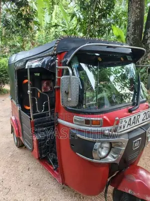 Bajaj RE 205 2014 Three Wheel (Used)