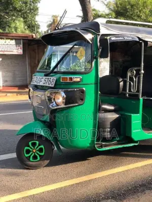 Bajaj RE 205 2015 Three Wheel (Used)