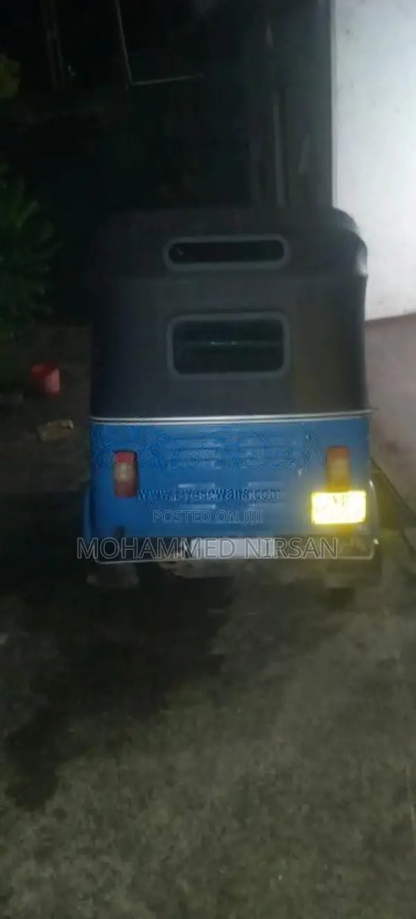 Bajaj RE 2010 Three Wheel (Used)