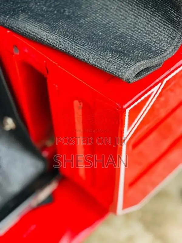 Bajaj 2 Stroke 2006 Three Wheel (Used)