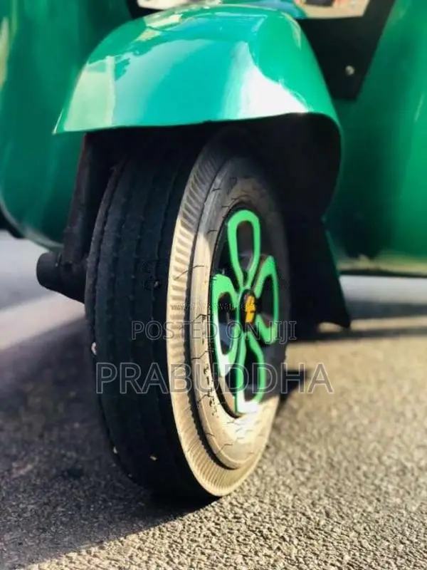 Bajaj RE 205 2015 Three Wheel (Used)