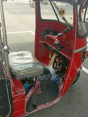 Bajaj RE 1999 Three Wheel (Used)