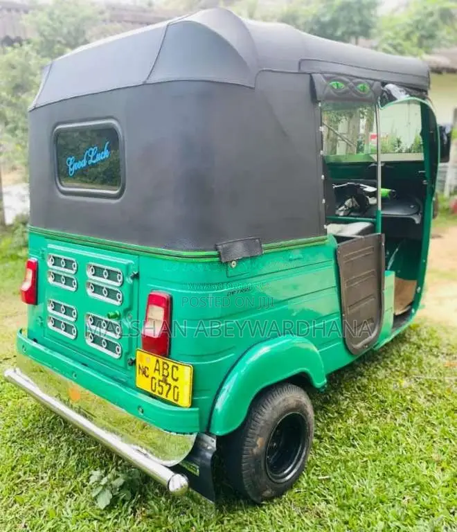 Bajaj RE 2015 Three Wheel (Used)