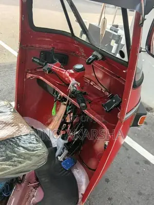 Bajaj RE 1999 Three Wheel (Used)