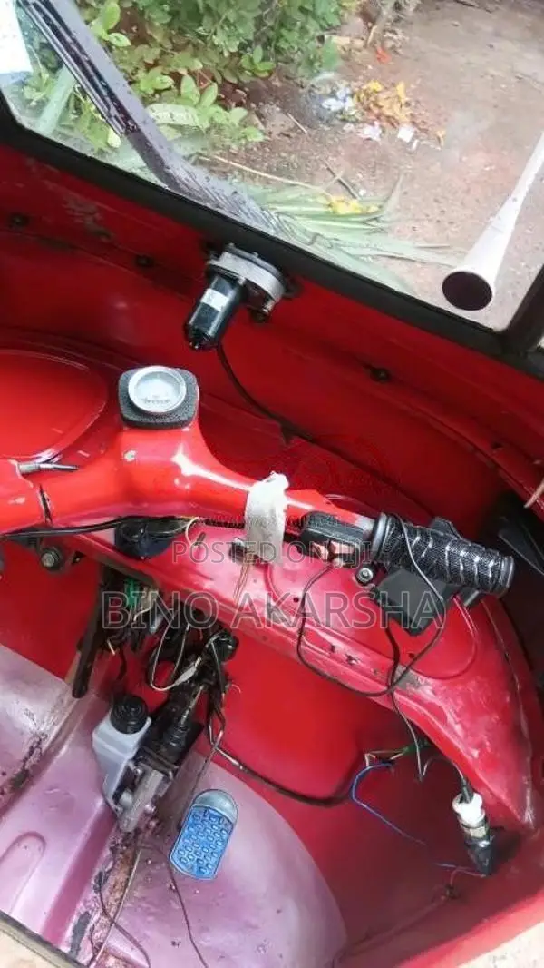 Bajaj RE 1999 Three Wheel (Used)