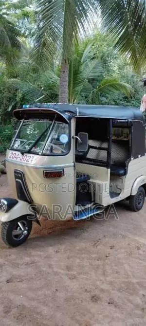 Bajaj RE 2 Stroke 1999 Three Wheel (Used)