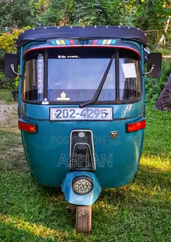 Bajaj 2 Stroke 1996 Three Wheel (Used)