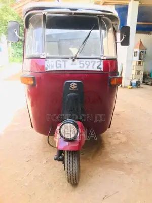 Bajaj RE 2 Stroke 2002 Three Wheel (Used)