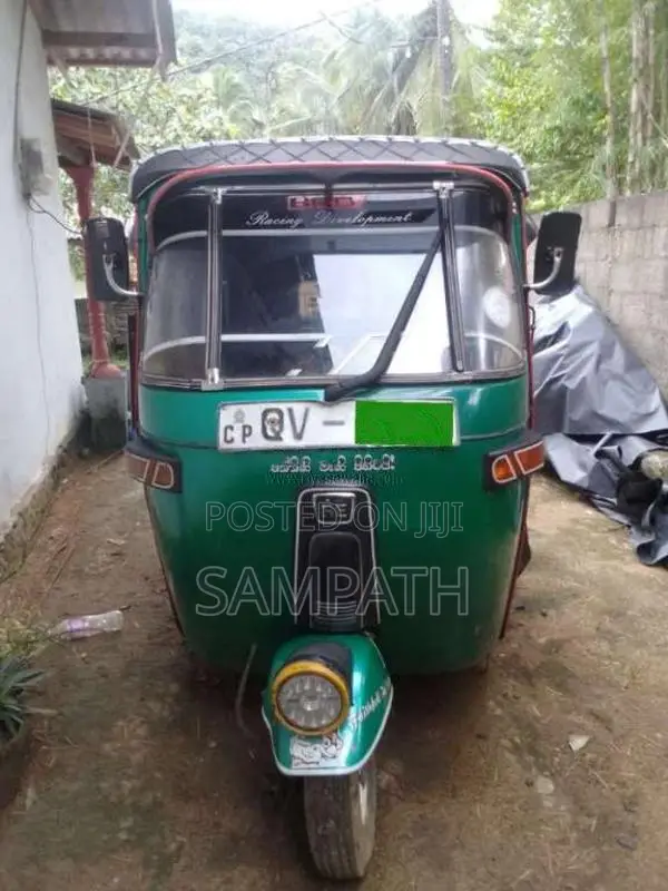 Bajaj 4 Stroke 2008 Three Wheel (Used)
