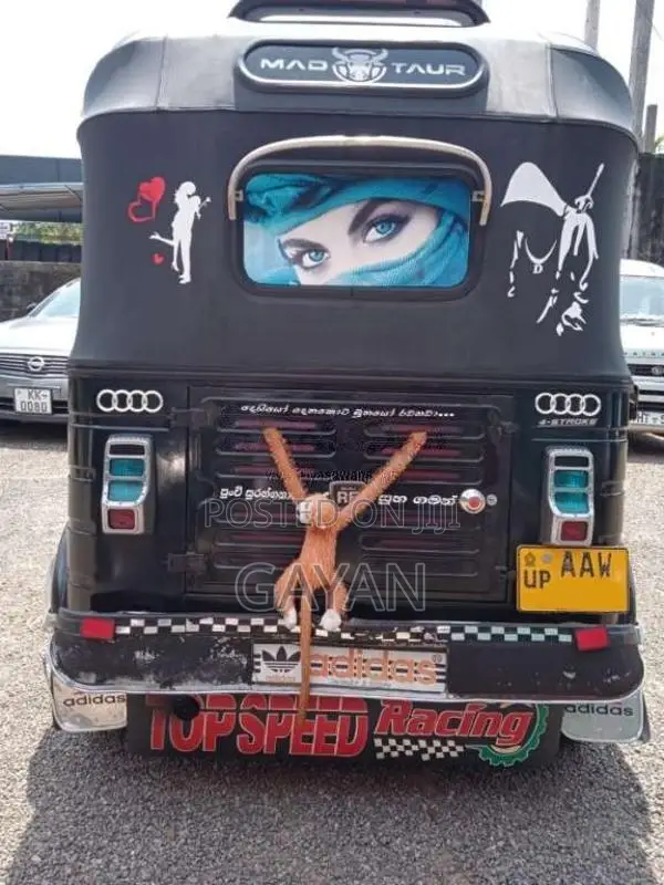Bajaj RE 4 Stroke 2014 Three Wheel (Used)