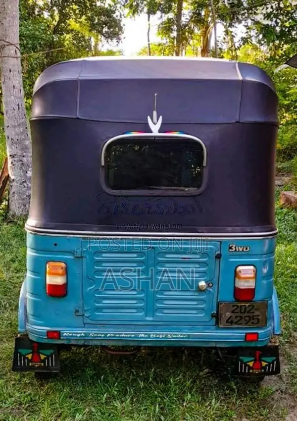 Bajaj 2 Stroke 1996 Three Wheel (Used)