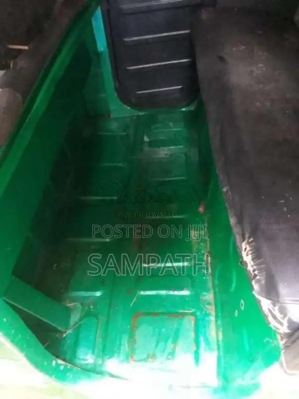 Bajaj 4 Stroke 2008 Three Wheel (Used)