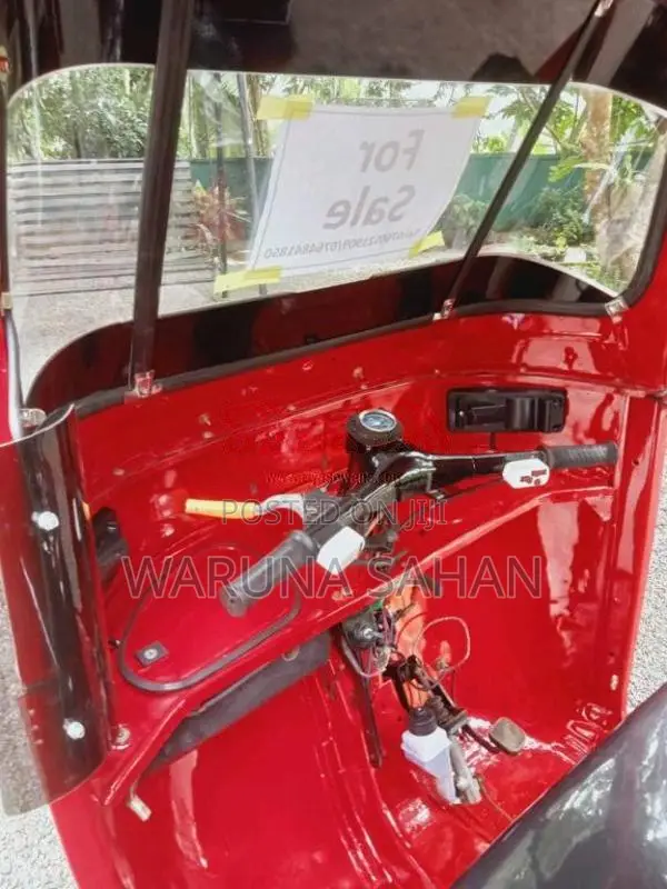 Bajaj 2 stroke 2005 Three Wheel (Used)