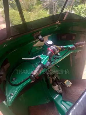 Bajaj RE 2 Stroke 2004 Three Wheel (Used)