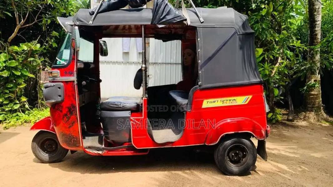 Bajaj RE 4 Stroke 2016 Three Wheel (Used)
