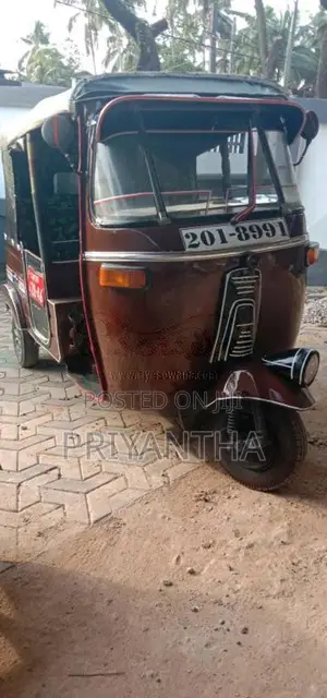 Bajaj 2 stroke 1995 Three Wheel (Used)