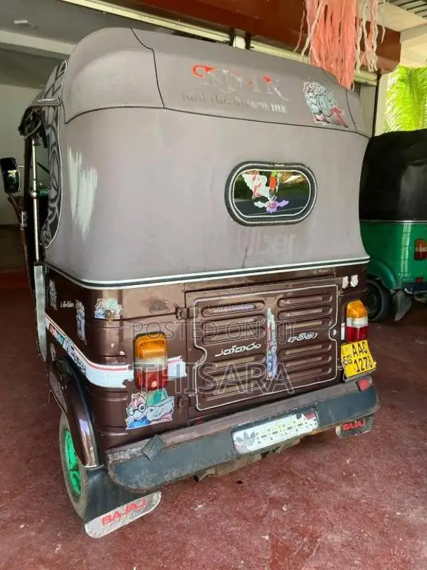 Bajaj 4 stroke 2012 Three Wheel (Used)